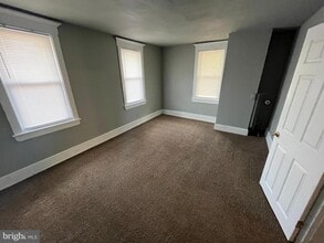 606 Bridgeboro St in Riverside, NJ - Building Photo - Building Photo