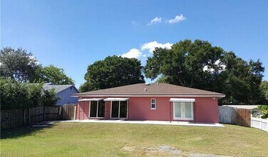 12343 102nd St in Largo, FL - Building Photo - Building Photo