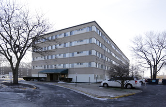 Willows on Clark Road in Gary, IN - Building Photo - Building Photo