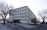 Willows on Clark Road in Gary, IN - Foto de edificio - Building Photo