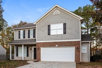 6812 Blake Brook Dr in Concord, NC - Building Photo - Building Photo