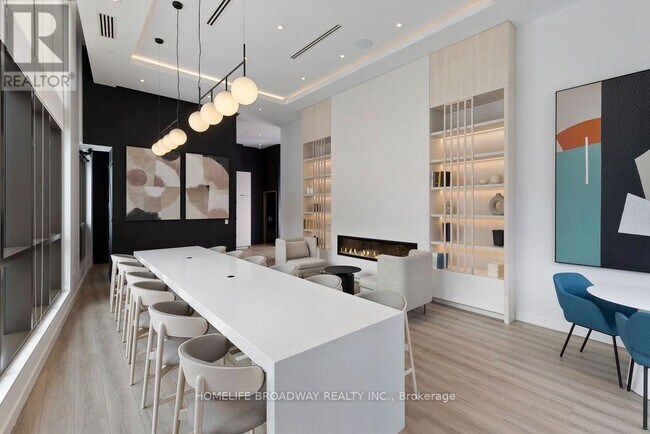 325-P325 Yorkland Blvd in Toronto, ON - Building Photo - Building Photo