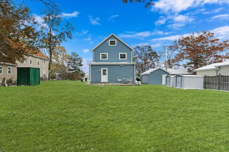 2107 Haegele Dr in Twin Lakes, WI - Building Photo