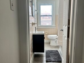3960 3 Mile Dr in Detroit, MI - Building Photo - Building Photo