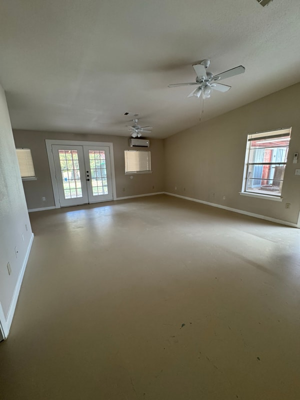 20045 FM306 in Canyon Lake, TX - Building Photo - Building Photo