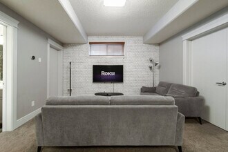 3573 Cherry Landing SW in Edmonton, AB - Building Photo - Building Photo