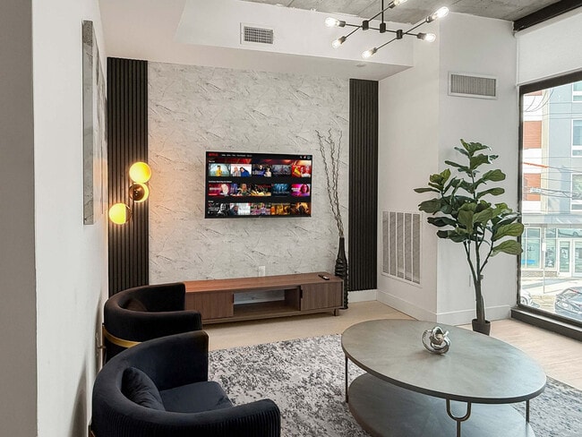 property at 1247 N 2nd St