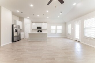 5108 Middlestone Ln in Argyle, TX - Foto de edificio - Building Photo