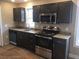 414 Haven St in Eaton Rapids, MI - Building Photo