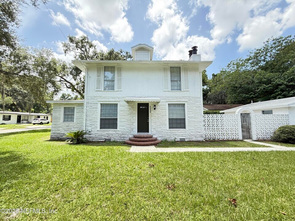 5336 Cruz Rd in Jacksonville, FL - Building Photo