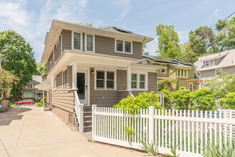 1111 Olivia Ave in Ann Arbor, MI - Building Photo - Building Photo