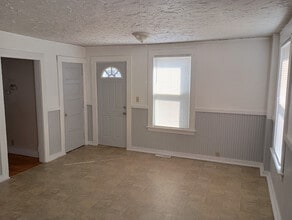54 Quality Ave, Unit D in Somers, CT - Building Photo - Building Photo