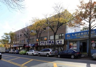 906 E 180th St in Bronx, NY - Building Photo - Building Photo
