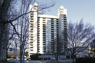 Meridian Buckhead in Atlanta, GA - Building Photo - Building Photo