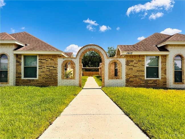 property at 12 West Dr