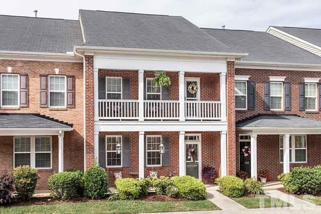 1310 Still Monument Way in Raleigh, NC - Building Photo