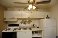 Interior Photo - Los Vecinos Apartments in Phoenix, Arizona