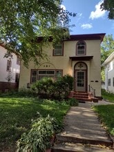 1895 Portland Ave, Unit APT 2 in St. Paul, MN - Foto de edificio - Building Photo