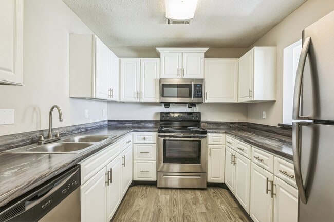 Havenly Park Villas in Prattville, AL - Building Photo - Building Photo