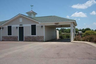 Verandas at Mitylene in Montgomery, AL - Building Photo - Building Photo