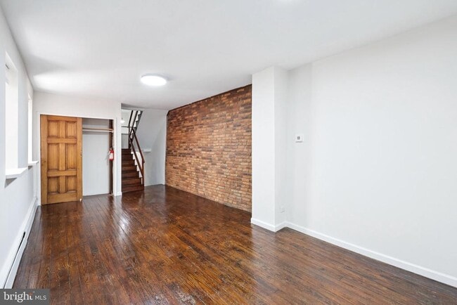 2010 Ogden St in Philadelphia, PA - Building Photo - Building Photo