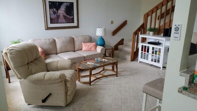 4244 Sun Village Ct in New Smyrna Beach, FL - Building Photo - Building Photo