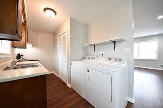 230 W Blue Lick Rd in Shepherdsville, KY - Building Photo - Building Photo