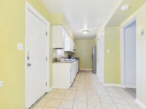 8811 Hunter Ridge Dr in Charlotte, NC - Building Photo - Building Photo