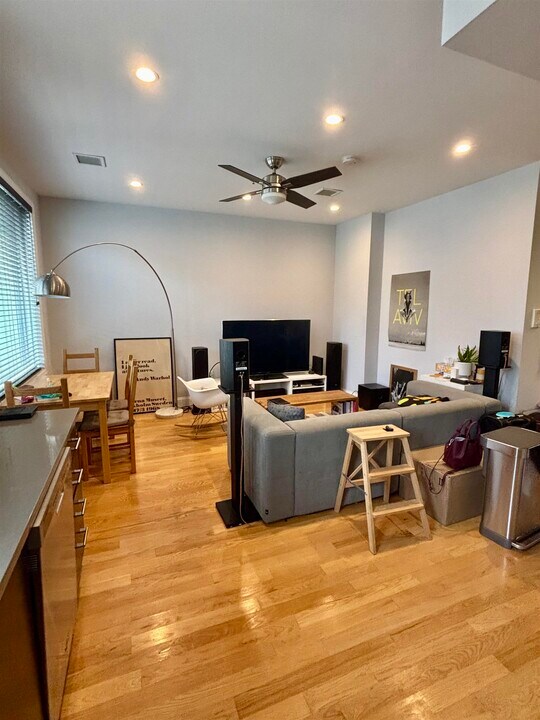 94 Garden St in Hoboken, NJ - Building Photo