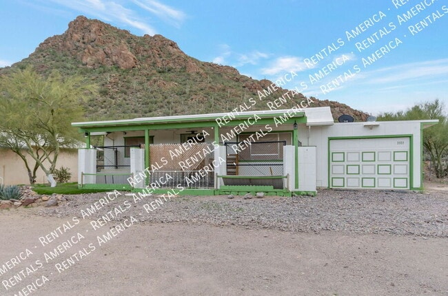 property at 3951 W Irvington Rd