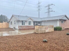 3995 Mt Everest Blvd in San Diego, CA - Building Photo