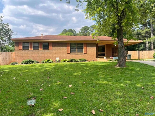 3207 Tucker Dr NW in Huntsville, AL - Building Photo - Building Photo