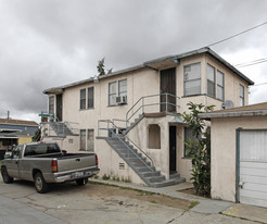 4421-4425 Altadena Ave Apartments