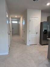1584 Swan Swim Dr in Davenport, FL - Building Photo - Building Photo