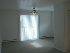 1051 Lanark Dr in Wasilla, AK - Building Photo - Building Photo
