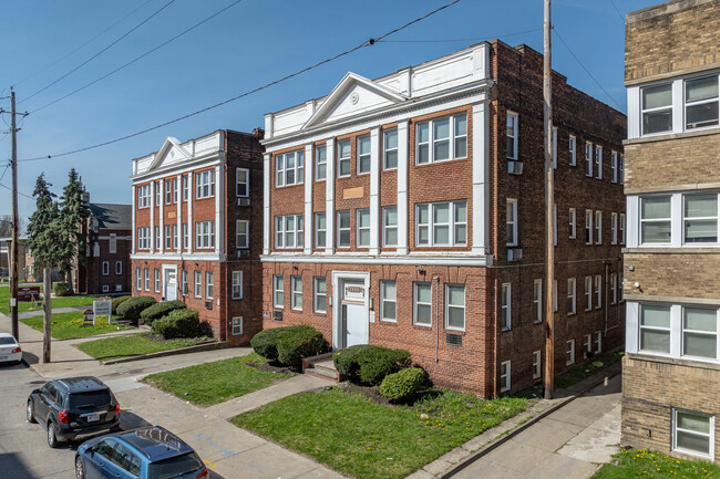 Crandell Park Apartments in Cleveland, OH - Building Photo - Building Photo