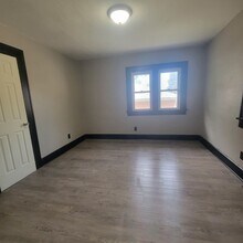 1123 Louise St in Anderson, IN - Building Photo - Building Photo