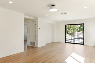 2845 Marsh St in Los Angeles, CA - Building Photo - Building Photo
