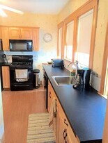 80 Quincy St, Unit 1 in Medford, MA - Building Photo