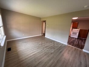 1317 Bernice Ave in Middletown, OH - Building Photo - Building Photo