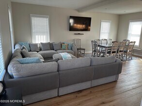 102 New Jersey Ave in Point Pleasant Beach, NJ - Building Photo - Building Photo