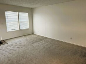 317 NW 8th Ave in Ontario, OR - Building Photo - Building Photo