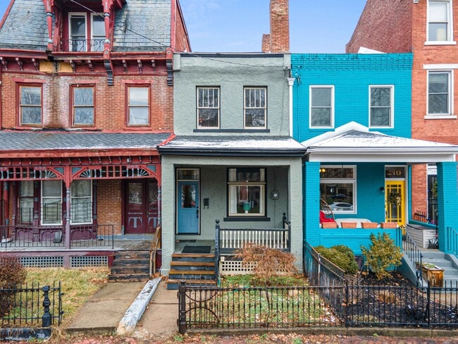 property at 218 W North Ave