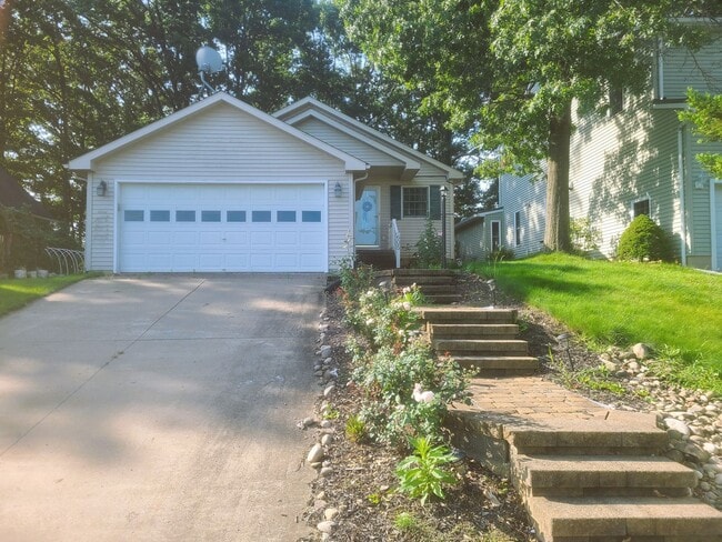 property at 605 Benjamin Ct