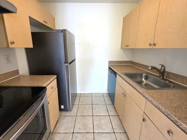 property at 1068 Benoist Farms Rd