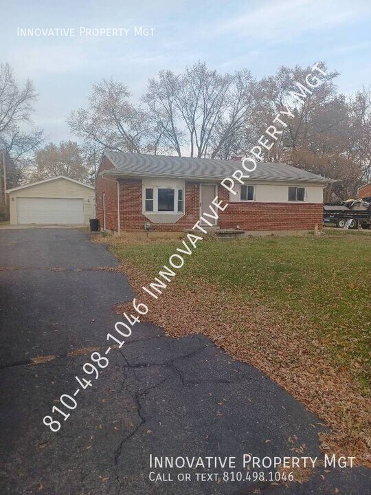 3316 Windland Dr in Flint, MI - Building Photo