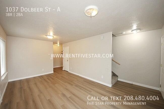 1037 Dolbeer St in Pocatello, ID - Building Photo - Building Photo