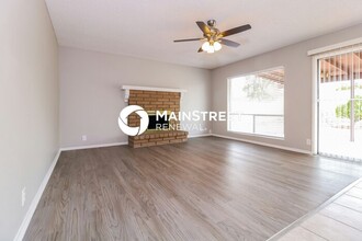 10003 N 87th Dr in Peoria, AZ - Building Photo - Building Photo