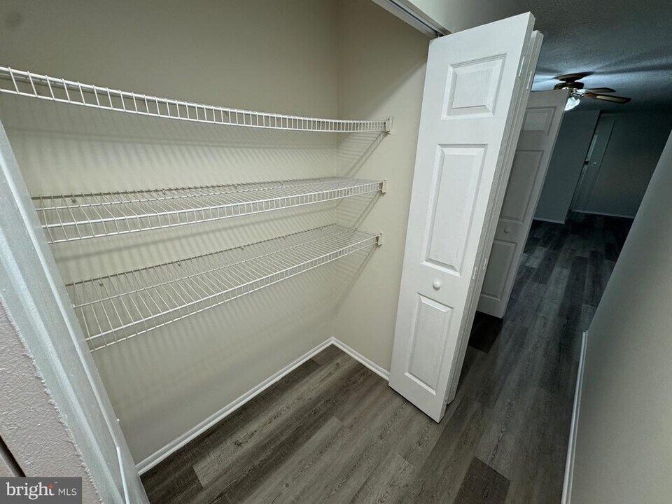 11905 Tarragon Rd-Unit -I in Reisterstown, MD - Building Photo