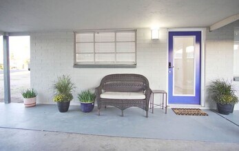 2543 E Brill St in Phoenix, AZ - Building Photo - Building Photo